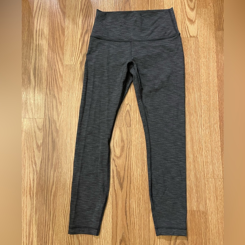Lululemon Align High Rise 25” legging.  Never worn